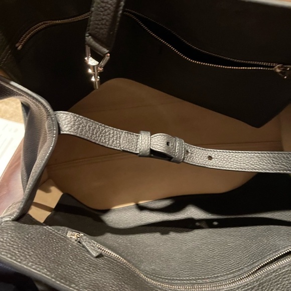 Authentic Gucci large calf hair animal print handbag - Picture 8 of 8